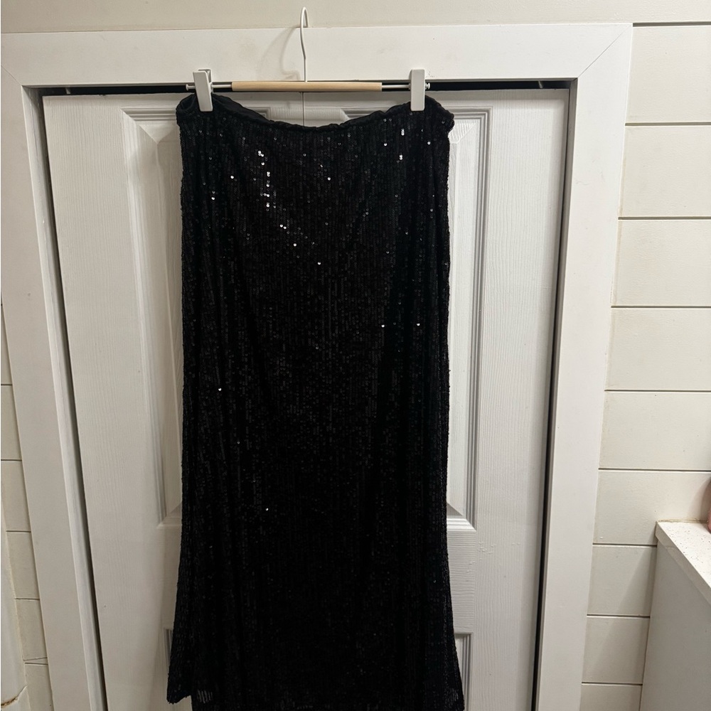 Old Navy Black Sequin Midi Skirt